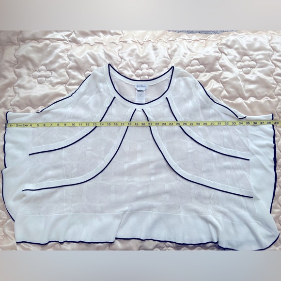 Bebe Opened Knit Poncho - Picture 8 of 14